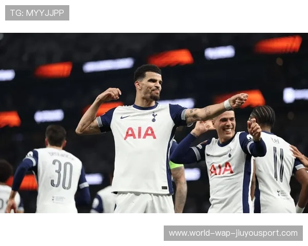 换上又换下！热刺6500万标王沦为水货，热刺队标超清