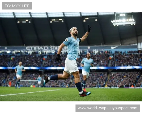 曼城的比赛数据展现高效进攻与稳固防守的双重属性，曼城打法