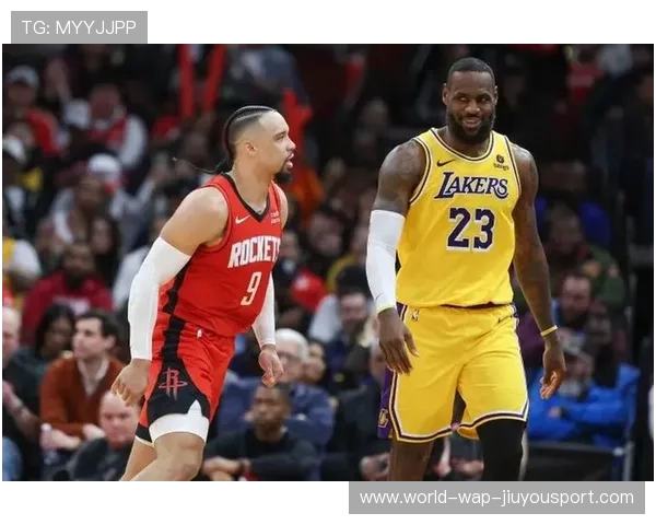 湖人队迎战强敌，誓取胜利，湖人队2022